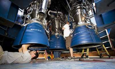 SpaceX Conducts First Five-Engine Firing of Falcon 9 ...