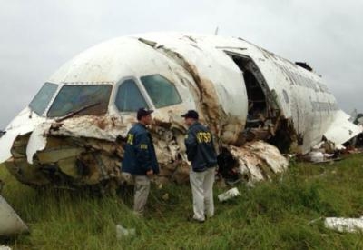ups pilots 1354 crash aero shanda fanning plane carve call end part airplane